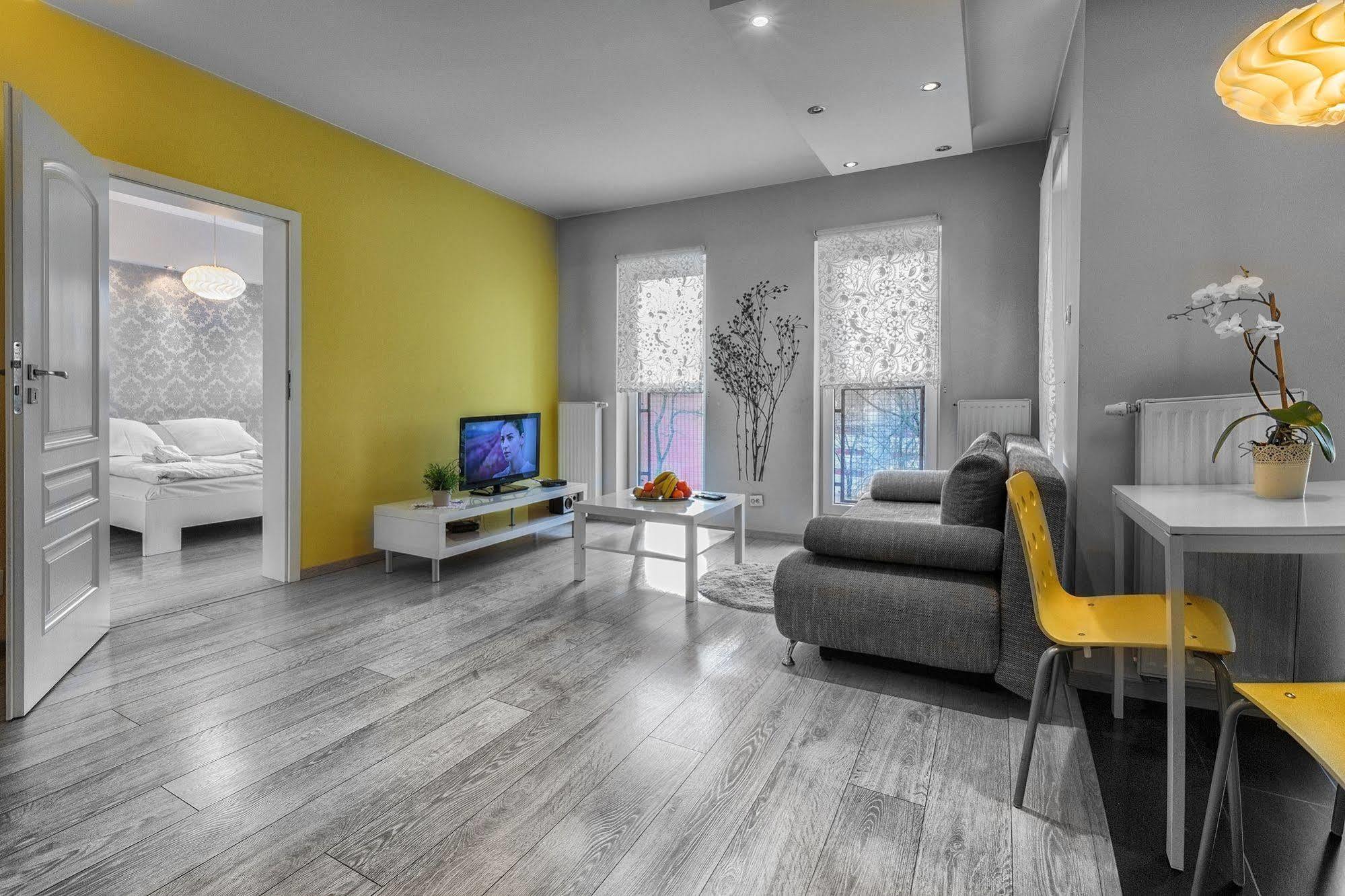 Apartamenty Aparts Λοτζ Εξωτερικό φωτογραφία