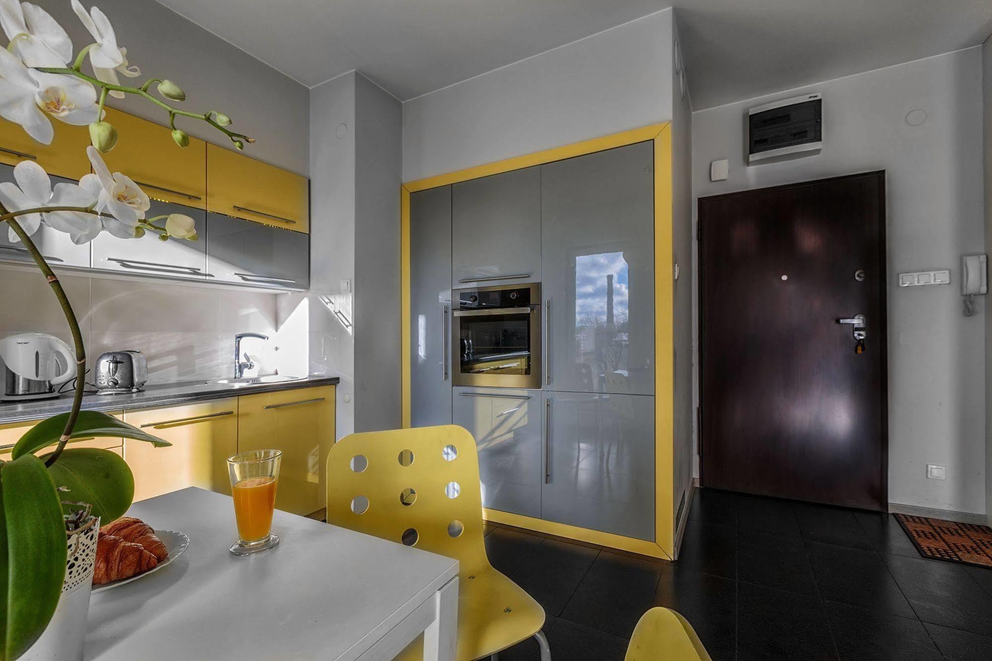 Apartamenty Aparts Λοτζ Εξωτερικό φωτογραφία