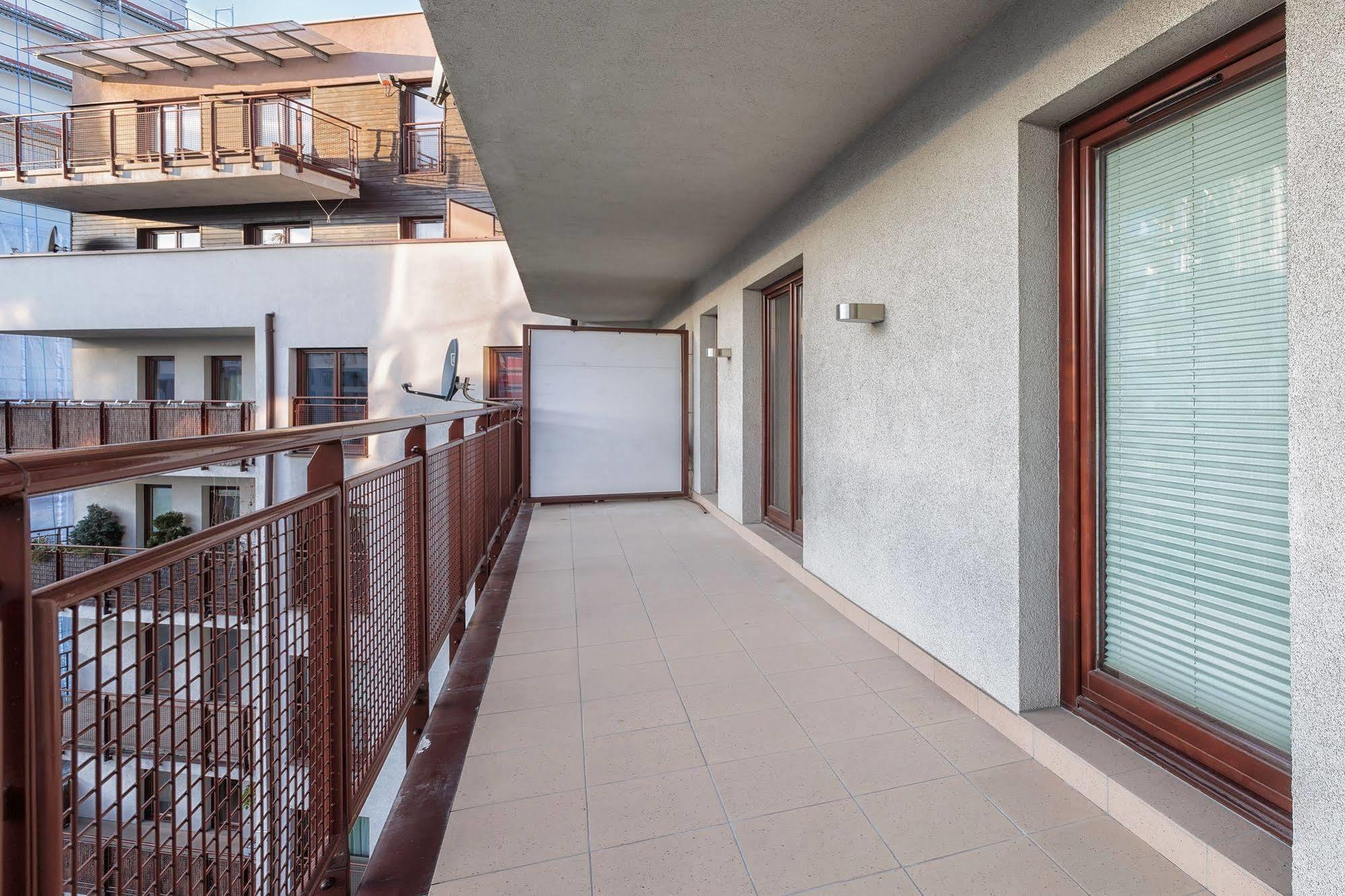 Apartamenty Aparts Λοτζ Εξωτερικό φωτογραφία