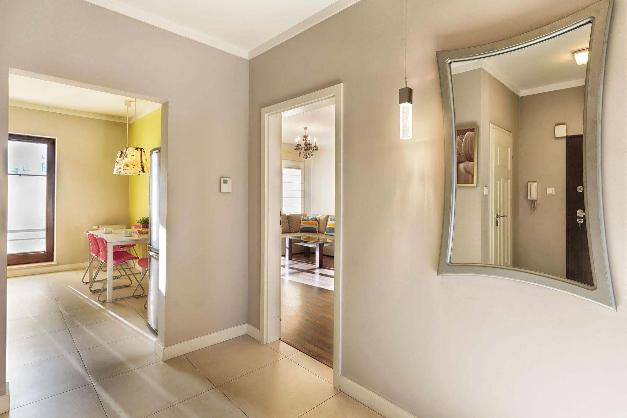 Apartamenty Aparts Λοτζ Εξωτερικό φωτογραφία